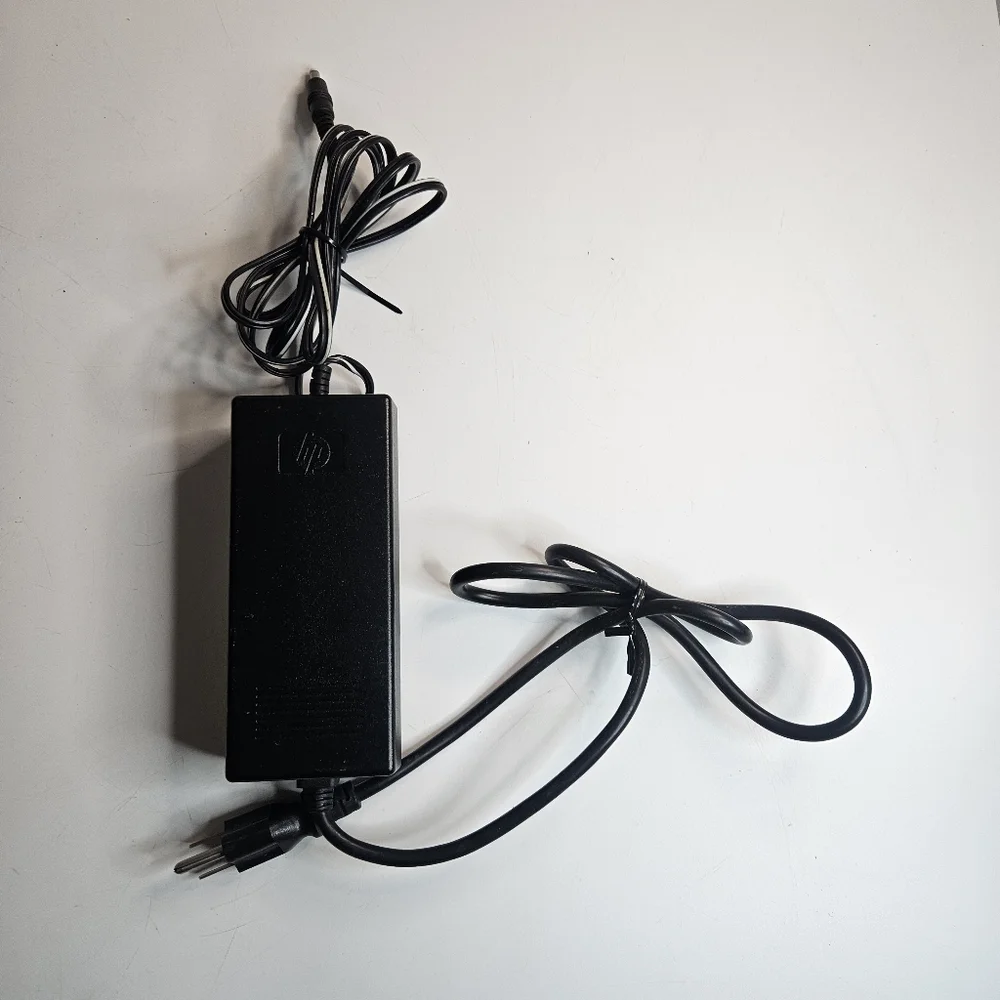 HP AC Adapter 0950-4483